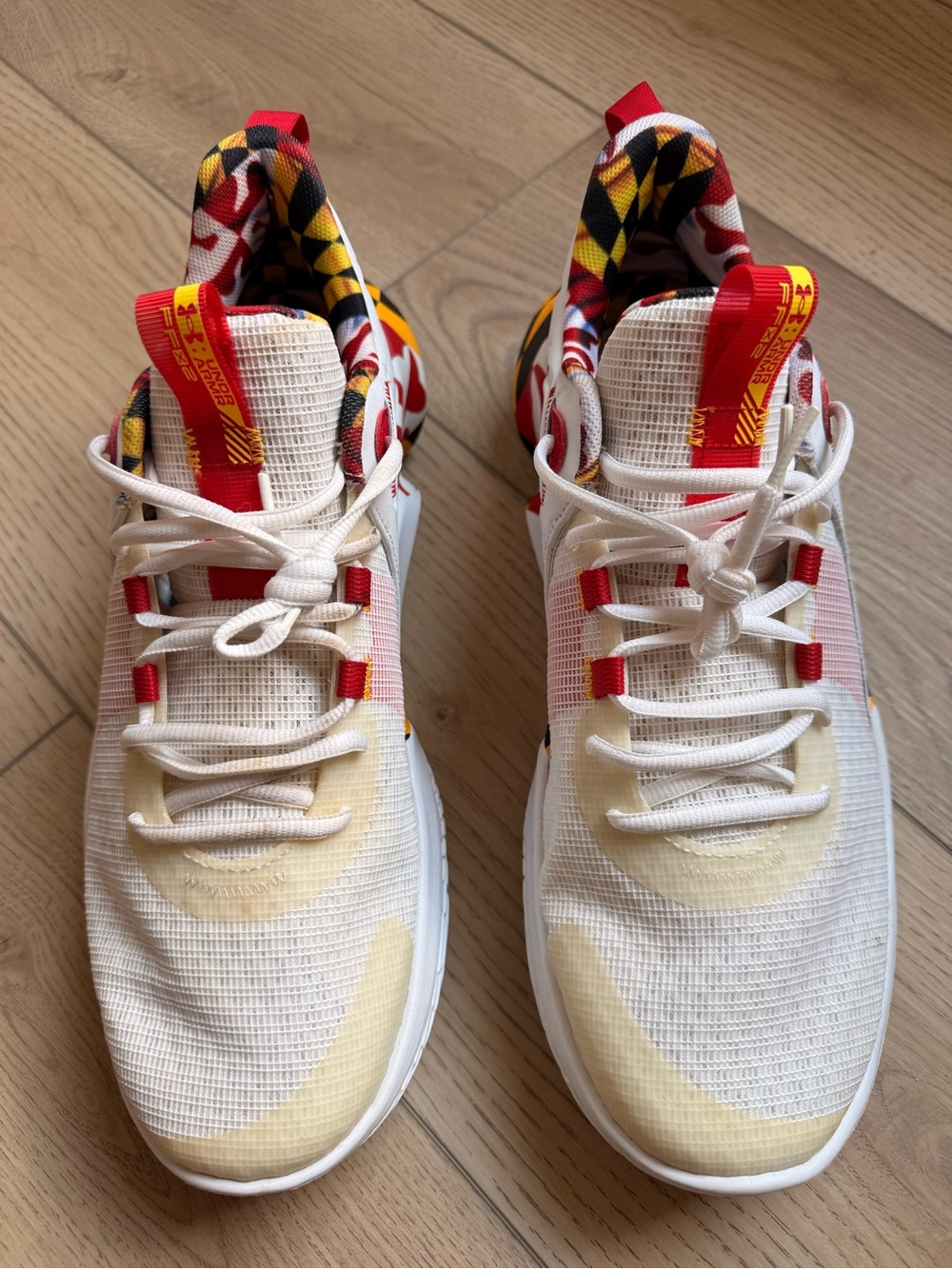 Under Armour Athletic Sneakers in Maryland Terrapins Design, Mens 12 Womens 13.5